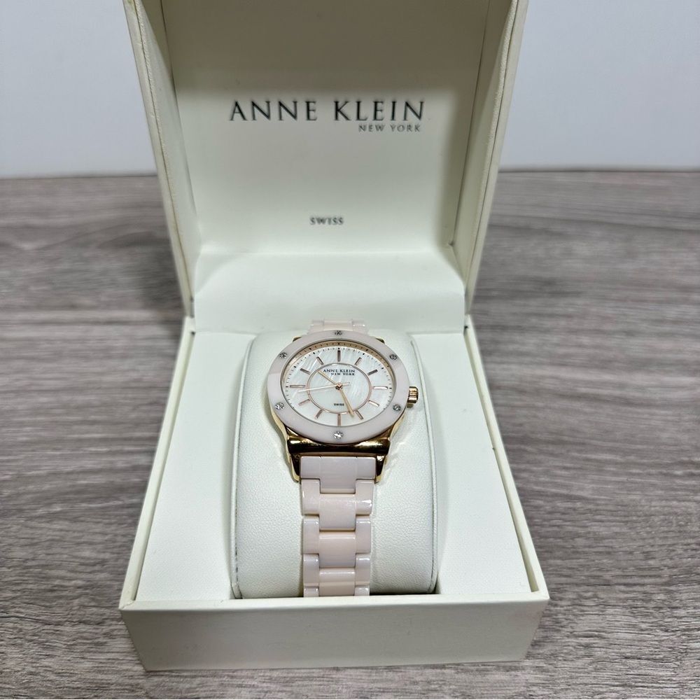 ANNE KLEIN NUDE ROSE CRYSTAL CERAMIC‎ WRIST WATCH NWT - Picture 2 of 11